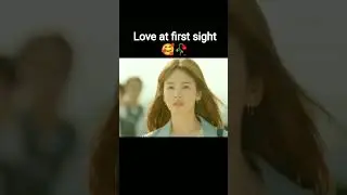 Love at first sight 🥰🥀 #love #bollywood #hindisong #kmix Hindi song