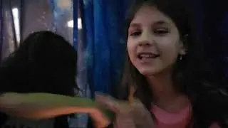 Алисия оператор / Лиана вредничает /Alicia cameraman / Liana is mischievous