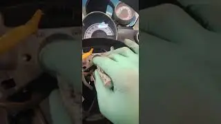 Pegeut 107, Citron C1, toyota aygo. Indicator stalk replacement.