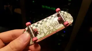 Unique and DirtyFingerboards illpills unboxing