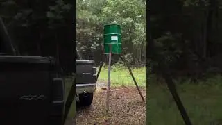 Budget build deer feeder #dear #feed #corn #custom #diy #hacks