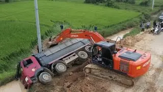 Unexpected​ Dumper Truck Fall Down Fails Heavy Powerful Operators Helping Recovery With Excavator
