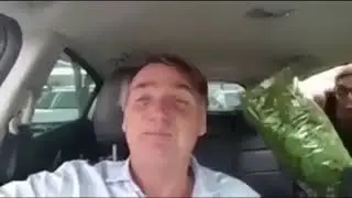 Bolsonaro brinca sobre Frota ser ministro e imprensa noticia como se verdade fosse