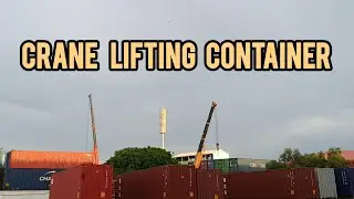 Spreader Bar Technology: advanced Equipment Container Truck Operations are Very Busy on moving Goods