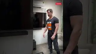 John Abraham Meets a Fan, Hugs Her #johnabraham