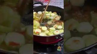 GINISANG PATOLA WITH MISUA  🇵🇭🇨🇦 | EASY RECIPE #foodshorts #patola #misua  #pinoyfood