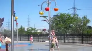 Aquajeux Apple Tree Spinner at Dollard St-Laurent Park in Montreal