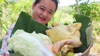 Yummy cooking Roasted chicken with banana flower - Youry cooking