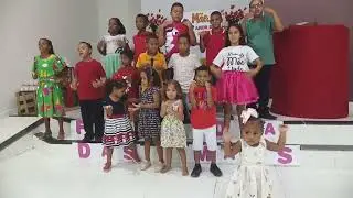 Musica dia das m&atilde;es minha m&atilde;ezinha do xikinho @crian&ccedil;as