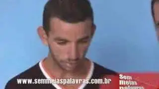 Homem é preso e jura ser o técnico do São Paulo