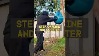 Side Step and Drop Bombs💣💥 #fitnessover40 #boxing #selfdefense #backyardworkout #heavybag #core