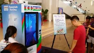 Motion Sensor Interactive Gaming Smart Vending Machine