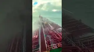 Dangerous shipping life #sea #northsea #atlanticsea #antarctica #ship#shippinglife #oceanship #ocean