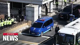 Yoon becomes first sitting S. Korean president to stand criminal trial, as hearing begins