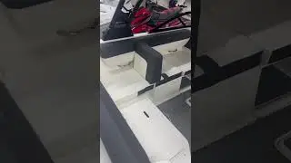 2025 Bayliner DX 2050 (D20i) Wake Tower Deck Boat | Dual Console, Trailer