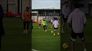 Up Close At Michael Carrick&rsquo;s First Training Session 🤳💪