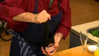 Jacques P&eacute;pin: How to Open and Pour a Bottle of Champagne