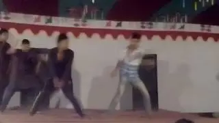 SS.GROUP.DANCE