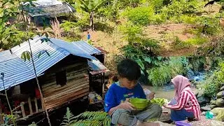 Sang Alas. Senang sekali hari ini makan enak di pondok dalam hutan.