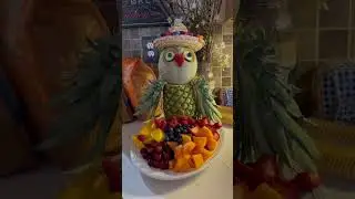 Mexican Fiesta Owl Fruit Tray #fruitcutting #owlcraft