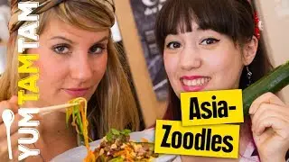 Asiatische Pasta aus Zucchini und Möhren // Zoodles & Moodles // #yumtamtam
