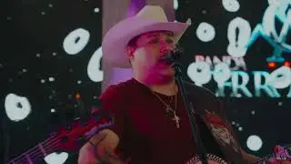 Me Nortie- Banda Cerr&oacute; Azul De Chicago X Conjunto Arroyero