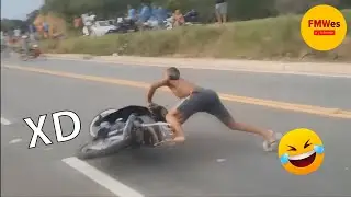 SI TE RÍES PIERDES NIVEL DIOS 