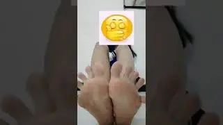 Spreading toes latina