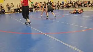 Hawarden Iowa West Sioux Tournament 2026 Lyla Moos gets 1st period Tech Fall. Takes 1st. 
