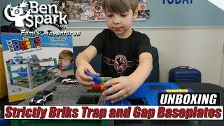 Strictly Briks: Trap and Gap Baseplates Unboxing and Review