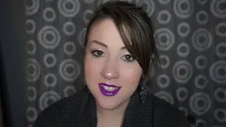 How to Pull Off Purple Lipstick - Purple Lips and Green Eyeliner Tutorial