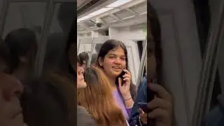 Singing in delhi metro😍| Randomly singing for Girls 🥵 Jhopdi K #metrosinging #shorts