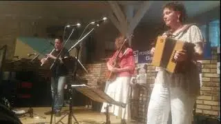 Fest deiz Mission Bretonne 2019. Extrait gavotte ton double (trad + arrangements Andori&ntilde;)