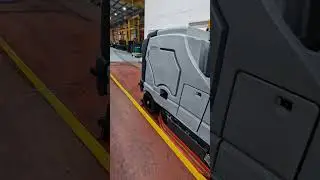 Nilfisk SC8000   Combination scrubber sweeper factory cleaning