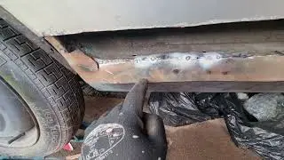 cortina mk4 ghia 2.3 v6 //rear door and gutter and bits // part 68