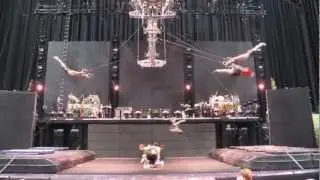 Swinging Rings: Run with another music