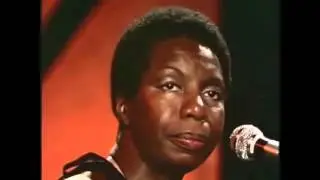 Nina Simone canta o que é ser livre