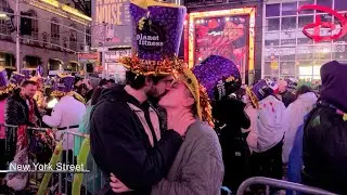 Times Square New Year's Eve 2023 Countdown, Actor Gerard Butler Greets People