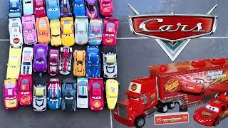 Big Truck Picks Up Cars Toys & Drops Them Together 🚗