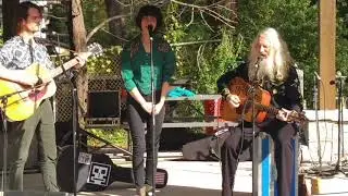 Muleskinner MacQueen Trio at Chomp and Stomp 2017.