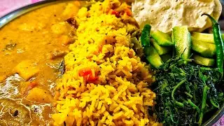 REAL MUKBANG | EATING HOMEMADE ODIA THALI | VEGETABLES KHICHDI, DALMA, SAAG AND PAPAD