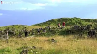 Der Karstweg am Kitzb&uuml;heler Horn bietet Erdgeschichte auf Schritt und Tritt // www.KitzWebTV.com