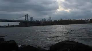 East River near the Williamsburg Bridge - NYC ASMR Ambience