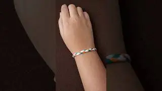 how to make a tricolor bracelet for republic day 🧡🤍💚 #tricolor #bracelet #republicday #26january
