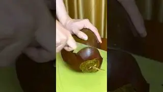 Satisfaction Cut coconut quickly, the sound of the cutting knife is pleasant and relaxing