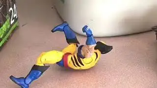Wolverine Vs. Batman (Stop-Motion)