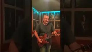 Ivan Stano&scaron;ević Giba on the guitar. Raw Hide band 30.9.2022. VOX-Blues club