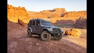 2018-Jeep Wrangler JK w/ Ursa Minor Camper For Sale