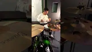 Hybrid Drumming Improvisation Experiment Pt2 #vladeguigni #meinlcymbals #yamahadrums #hybriddrumming