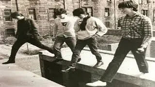 Orange Juice - Rip It Up {1983}
